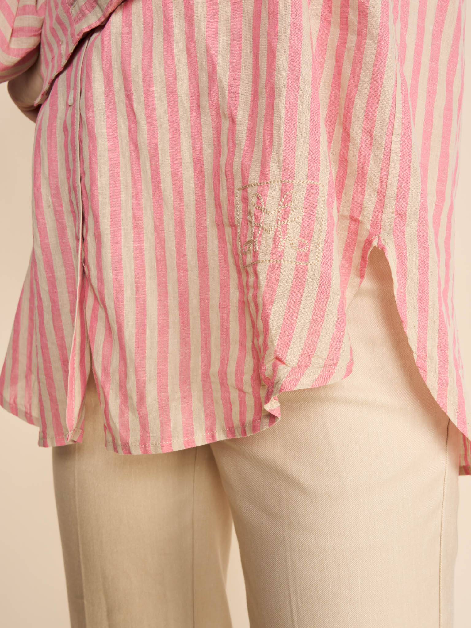 Modelshot / Camellia Rose / Detail